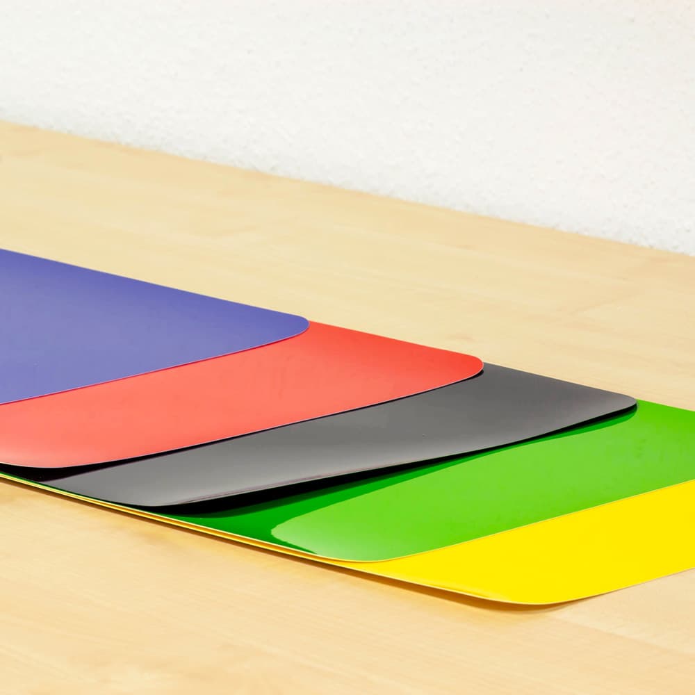 Non-slip placemat Non-slip placemat