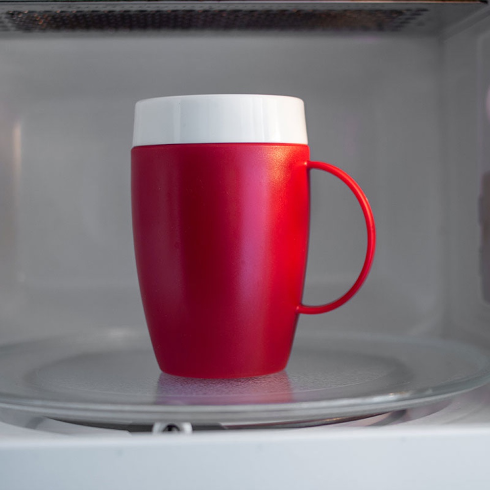 Becher mit Trink-Trick
