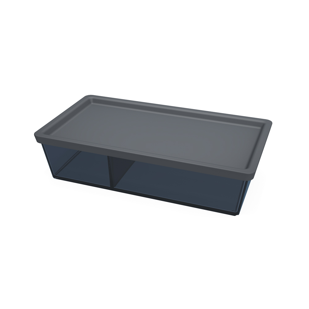 Tiny Thomas with division