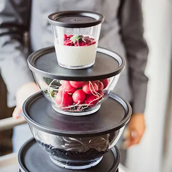 ORNAMIN-To-go-Aufbewahren ORNAMIN To-go Produkte gestapelt