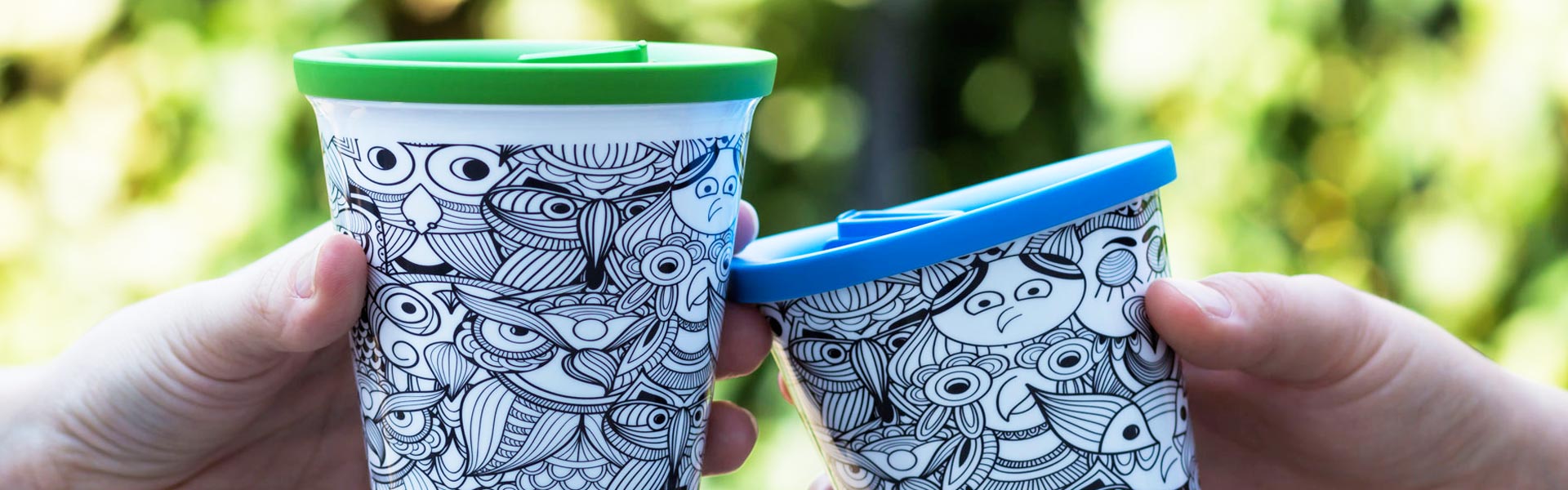 ORNAMIN-Referenzen-Eeulenbecher-Studentenwerk-Saarland-Mehrwegbecher ORNAMIN-Mehrwegbecher Great Gloria mit schwarz weiß Design