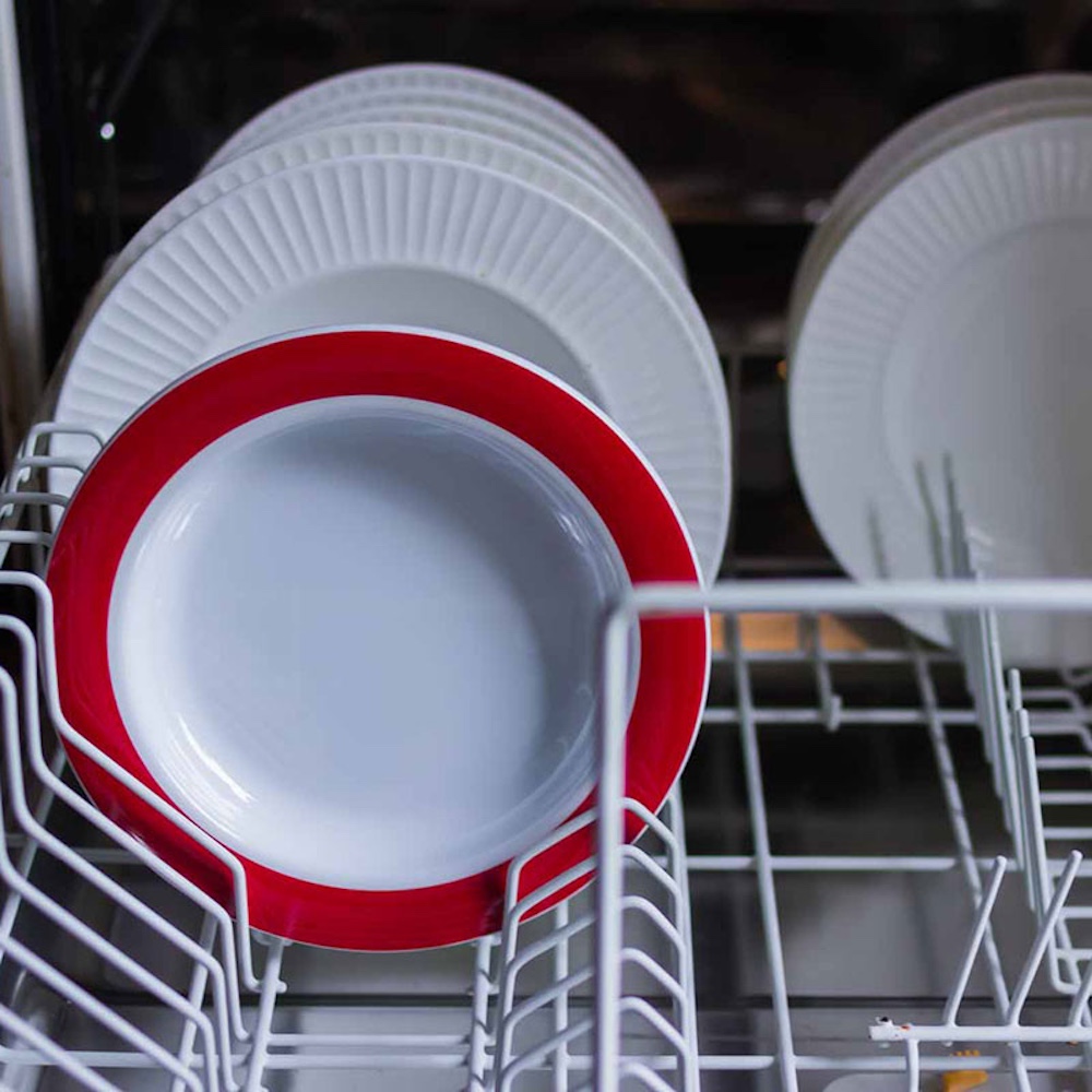 Small plate with sloped base