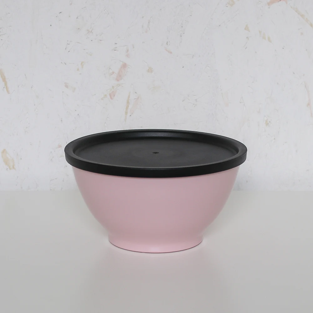 Curvy Karla with lid Curvy Karla with lid