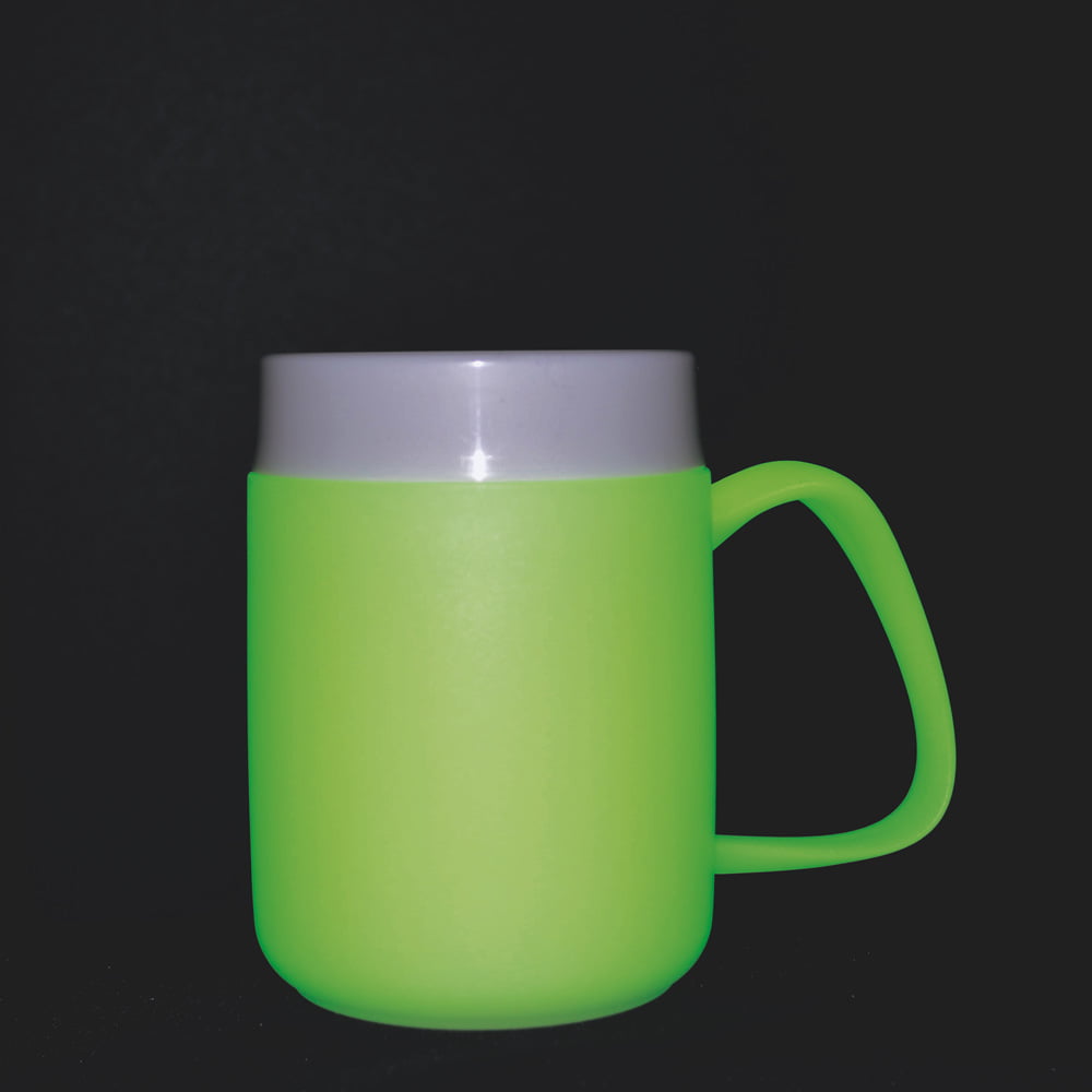 Becher mit Doppelwand und Schnabelaufsatz große Öffnung