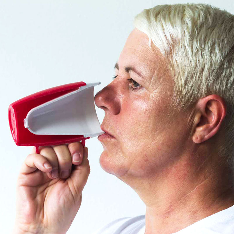 Becher mit Trink-Trick Becher mit Trink-Trick