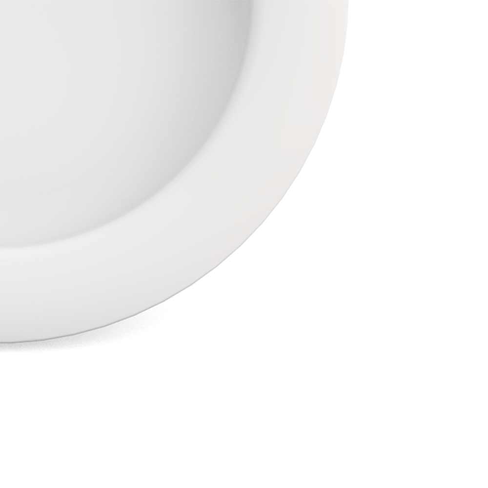 Small plate with sloped base 