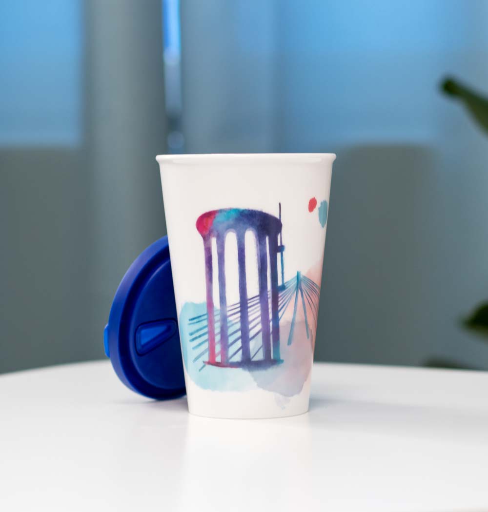 ORNAMIN-Mehrwegsystem-Coffee-to-go-Mehrwegbecher-Referenz-Neuwied ORNAMIN-Coffee-to-go-Mehrwegbecher-im-Design-der-Stadt-Neuwied-it-passendem-Trinkdeckel
